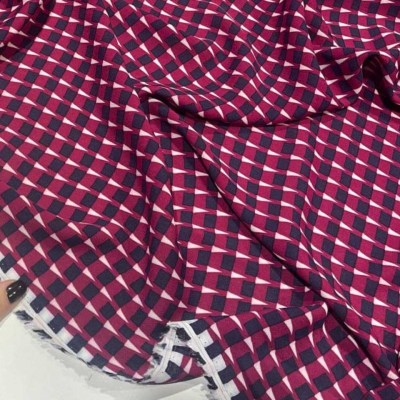 photo_5267241355610624745_y